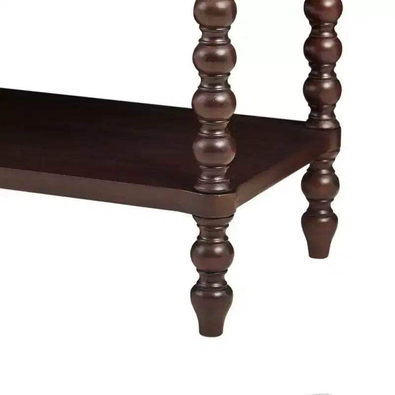 Commode d'appoint en bois de style ferme avec pieds tournés